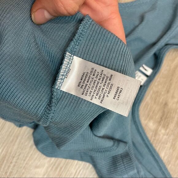 NORDSTORM Everyday Blue Rib Tank Top Ribbed Tshirt - Picture 3 of 5